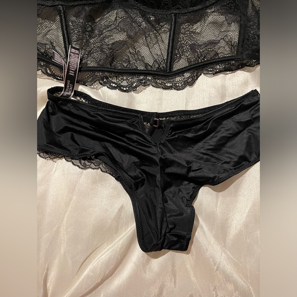 NWT Victoria’s Secret Very Sexy Bombshell Shine Strap Push-Up Corset Set - Picture 7 of 9